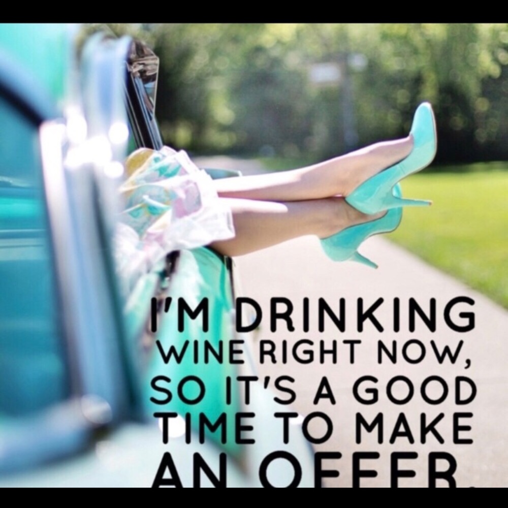 #TGIF  shop my closet for fabulous deals!! 🤑